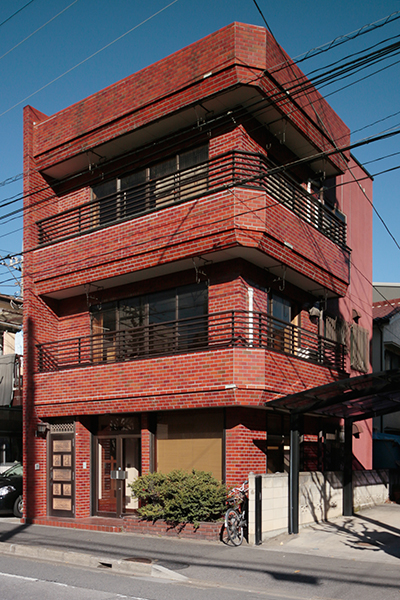 株式会社千年写真社屋